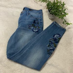 Nine West Embroidered pant